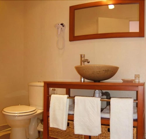 Imagen de la habitación del Hotel Moderne, VICHY. Foto 14