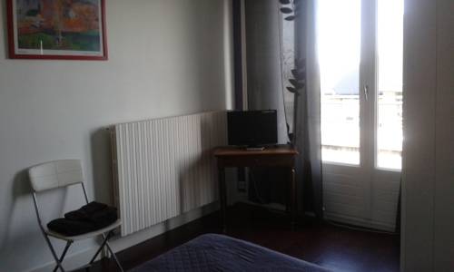 Imagen de la habitación del Hotel Moderne, Vire. Foto 10