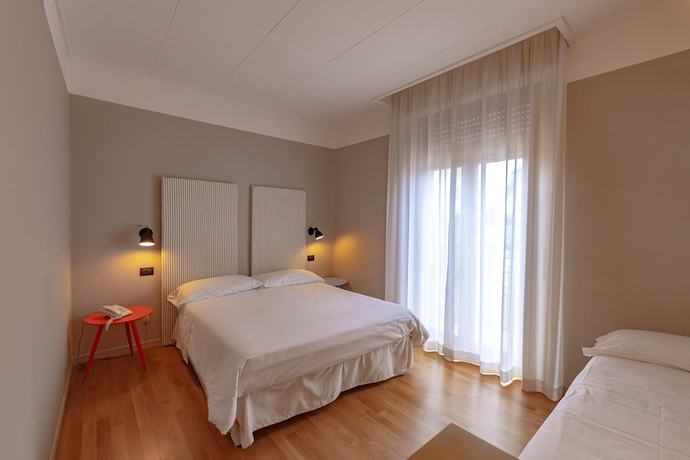 Imagen de la habitación del Hotel Moderno, Asis. Foto 13