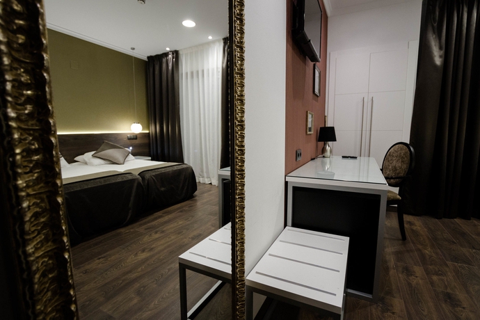 Imagen de la habitación del Hotel Moderno Barcelona. Foto 4