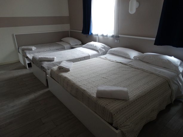 Imagen de la habitación del Hotel Moderno, Grumello del Monte. Foto 6