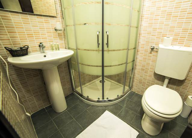 Imagen de la habitación del Hotel Moderno, Lecco. Foto 2