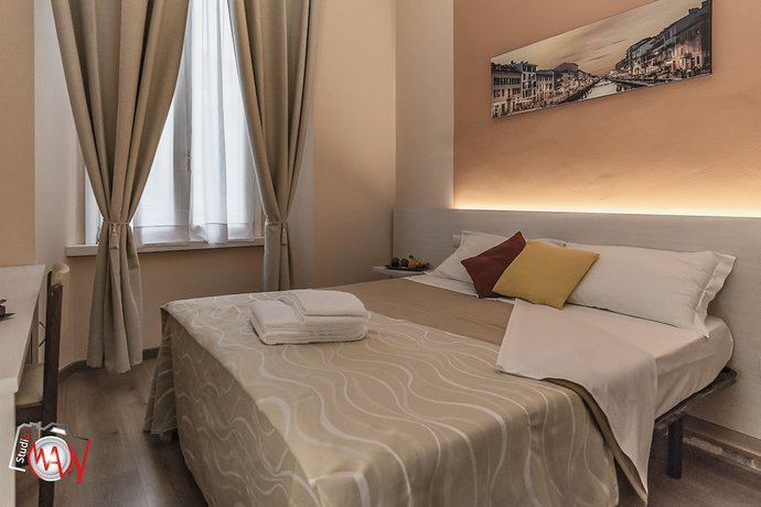 Imagen de la habitación del Hotel Moderno, Lecco. Foto 4