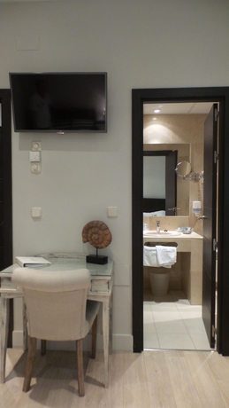 Imagen de la habitación del Hotel Moderno, Madrid. Foto 5