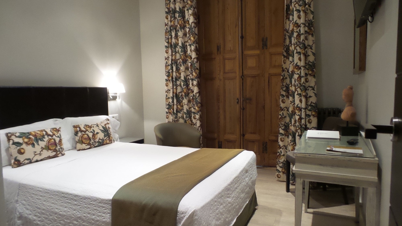 Imagen de la habitación del Hotel Moderno, Madrid. Foto 9