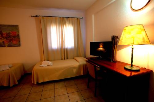 Imagen de la habitación del Hotel Moderno, Olbia. Foto 3