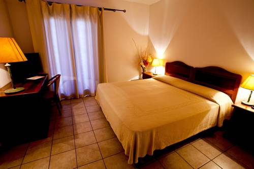 Imagen de la habitación del Hotel Moderno, Olbia. Foto 13