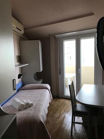 Imagen de la habitación del Hotel Moderno, Pinarella di Cervia. Foto 9