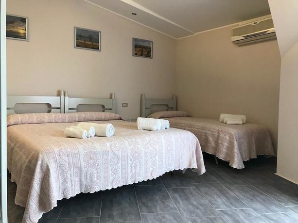 Imagen de la habitación del Hotel Moderno, Pinarella di Cervia. Foto 10