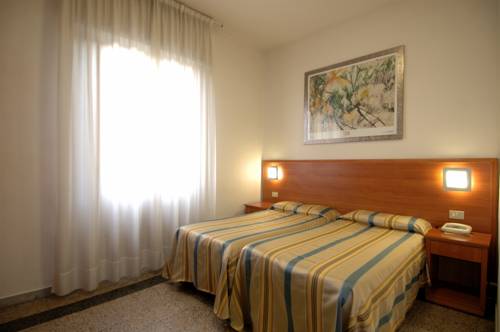 Imagen de la habitación del Hotel Moderno, Pisa. Foto 4