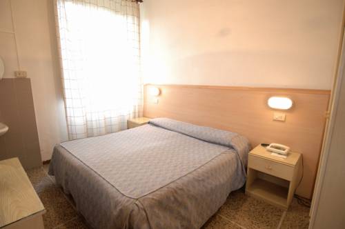 Imagen de la habitación del Hotel Moderno, Pisa. Foto 12