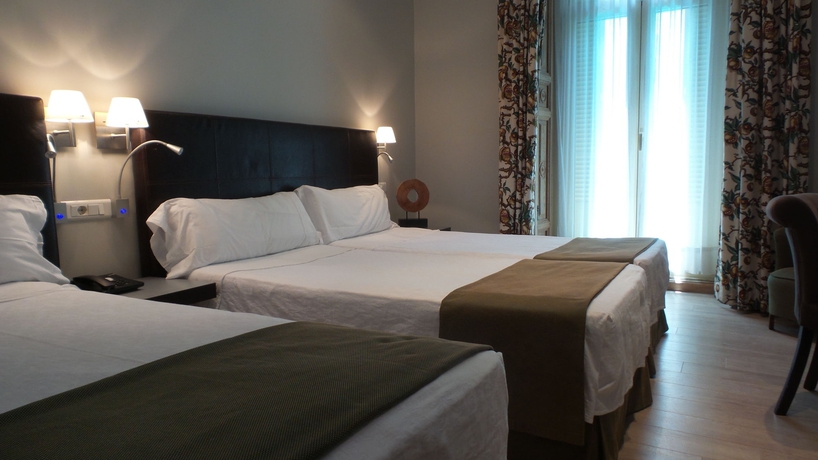 Imagen de la habitación del Hotel Moderno, Puerta del Sol. Foto 7