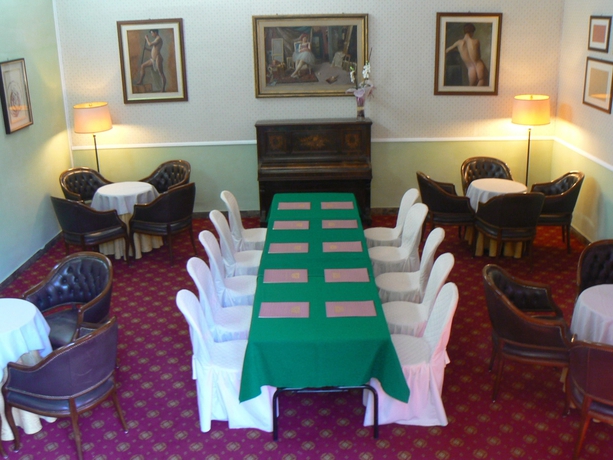 Imagen de los interiores del Hotel Moderno, Siena. Foto 7