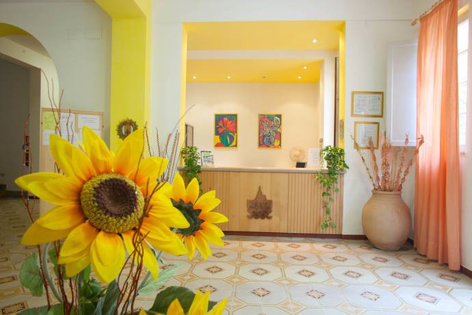 Imagen general del Hotel Moderno, Terme Luigiane. Foto 1