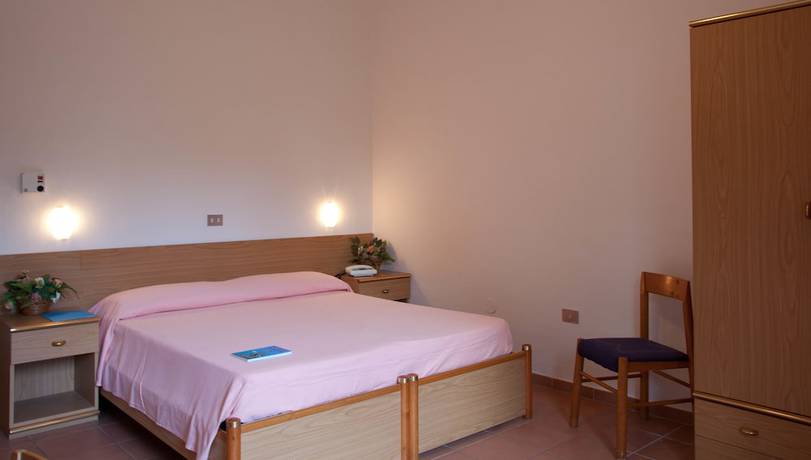 Imagen de la habitación del Hotel Moderno, Terme Luigiane. Foto 5