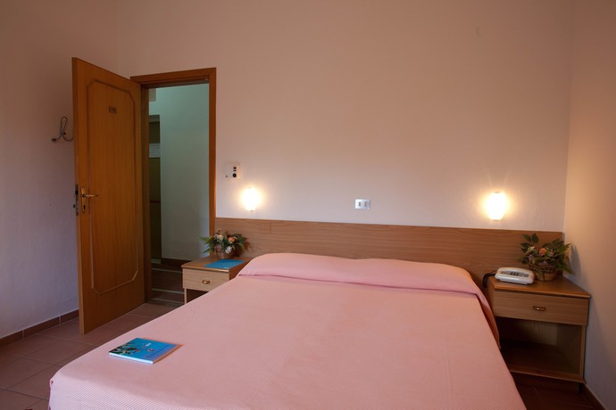Imagen de la habitación del Hotel Moderno, Terme Luigiane. Foto 7