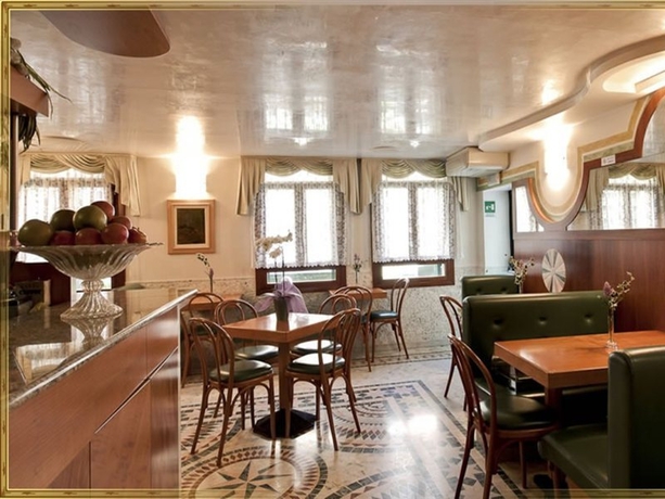 Imagen general del Hotel Moderno, Venecia. Foto 6