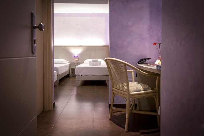 Imagen de la habitación del Hotel Modica Palace. Foto 5