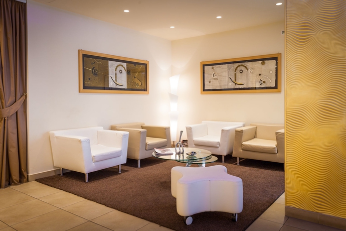 Imagen de los interiores del Hotel Modica Palace. Foto 16