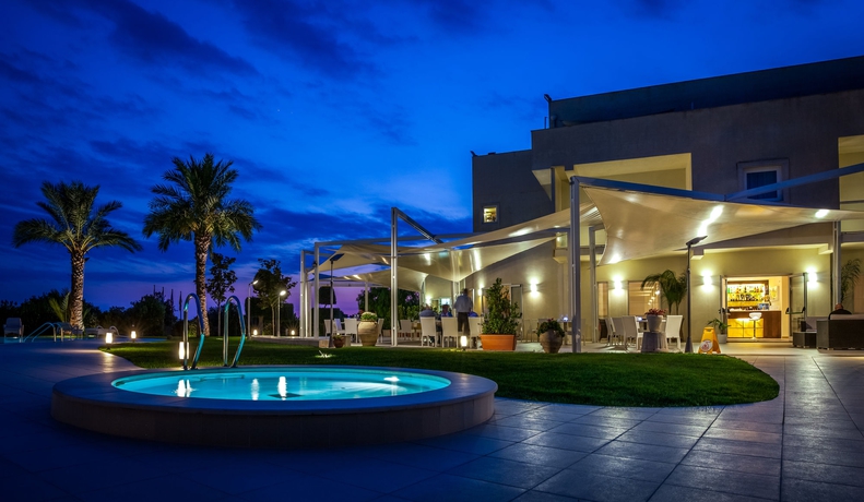 Imagen de los exteriores del Hotel Modica Palace. Foto 14