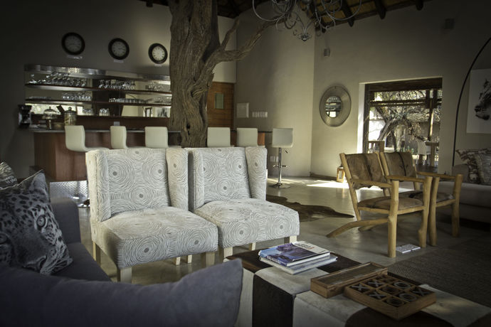 Imagen de los exteriores del Hotel Moditlo River Lodge. Foto 6