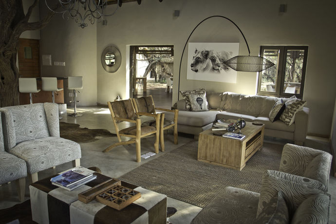 Imagen de los exteriores del Hotel Moditlo River Lodge. Foto 7