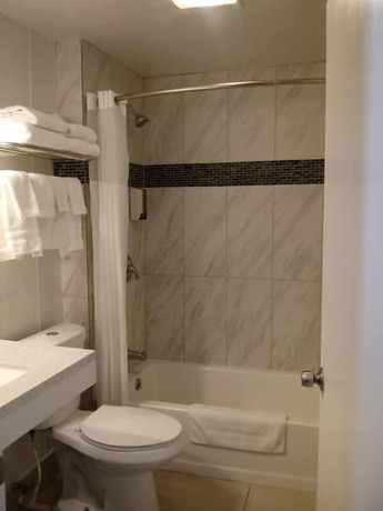 Imagen de la habitación del Hotel Modoc Inn. Foto 6