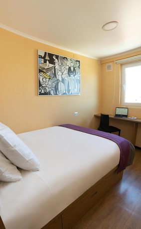 Imagen de la habitación del Hotel Modular Express Calama. Foto 9
