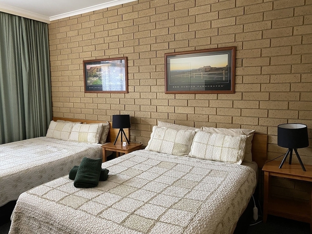 Imagen de la habitación del Hotel Moe Motor Inn. Foto 4