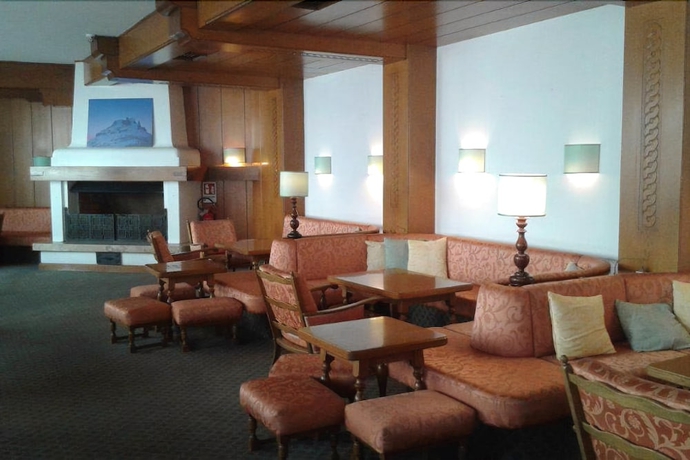Imagen de los interiores del Hotel Moena. Foto 18