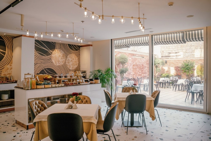 Imagen del bar/restaurante del Hotel Moenia Boutique. Foto 3