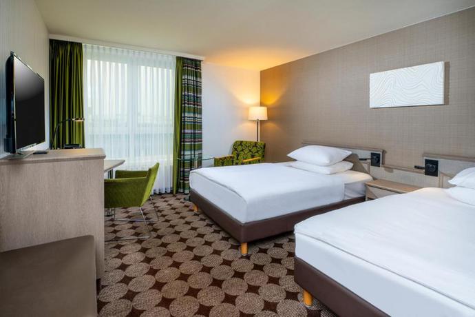 Imagen de la habitación del Hotel Moevenpick Nuernberg Airport. Foto 5