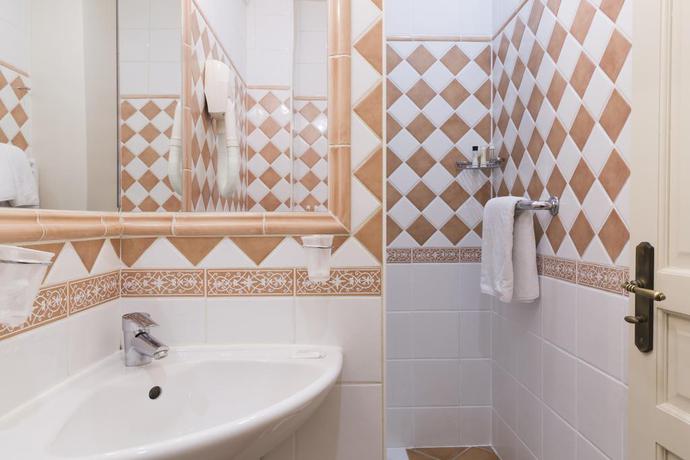 Imagen de la habitación del Hotel Mogador. Foto 5