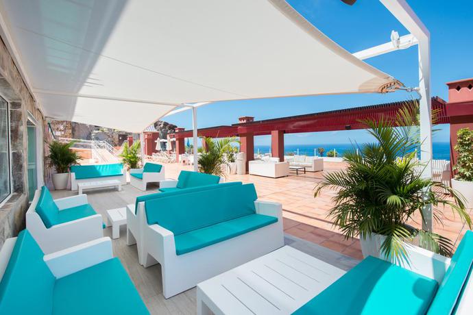 Imagen de los exteriores del Hotel Mogan Princess and Beach Club. Foto 18
