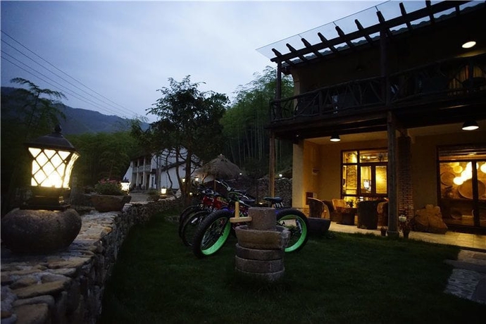 Imagen de los exteriores del Hotel Moganshan Mofan Marvel. Foto 14