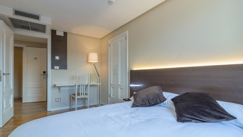 Imagen de la habitación del Hotel Mogay. Foto 4