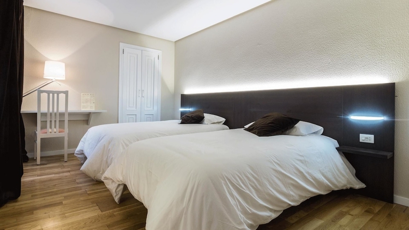 Imagen de la habitación del Hotel Mogay. Foto 6