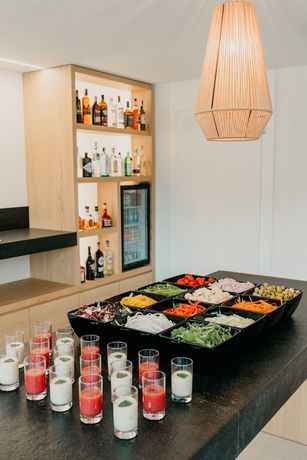 Imagen del bar/restaurante del Hotel Mònica Boutique. Foto 4