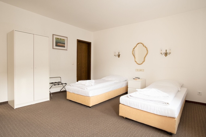 Imagen de la habitación del Hotel Moguntia. Foto 5