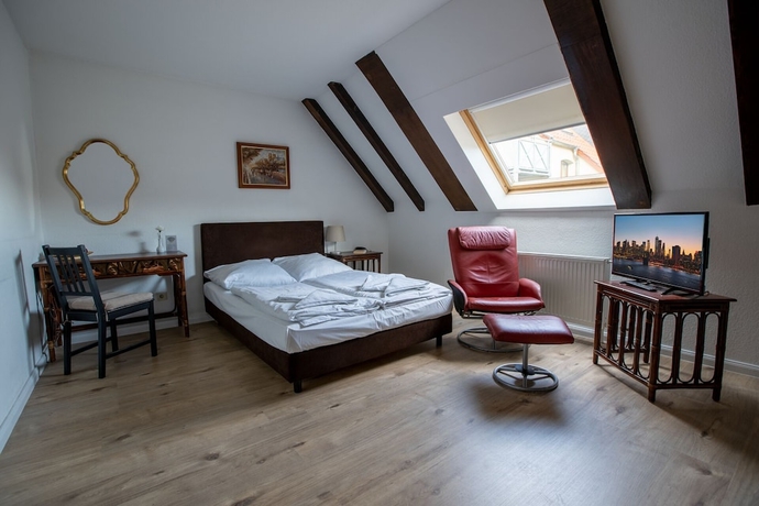 Imagen de la habitación del Hotel Moguntia. Foto 8