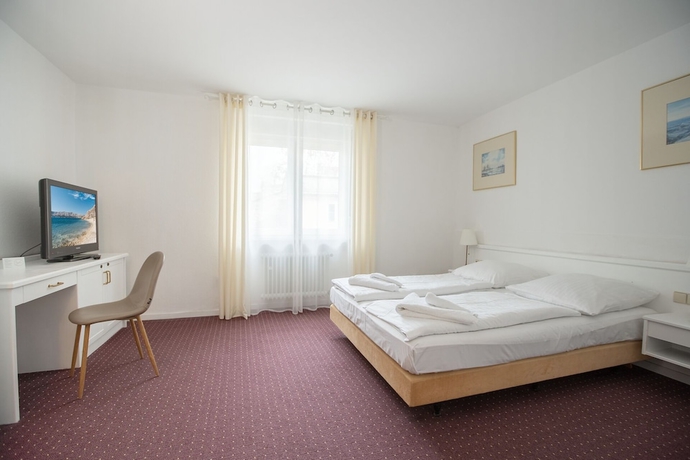 Imagen de la habitación del Hotel Moguntia. Foto 12