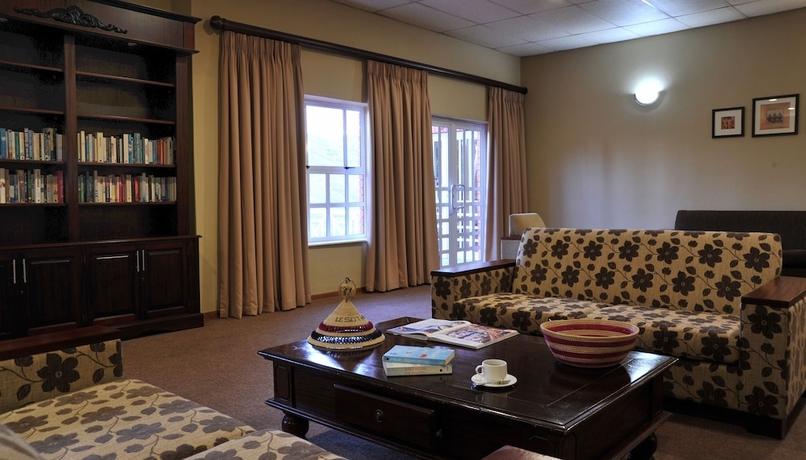 Imagen de los interiores del Hotel Mohale Lodge. Foto 16
