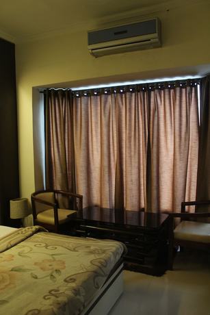 Imagen de la habitación del Hotel Mohan Continental. Foto 6