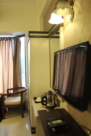 Imagen de la habitación del Hotel Mohan Continental. Foto 12