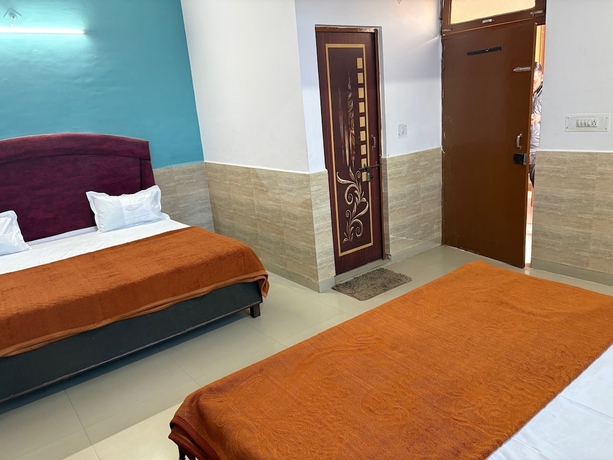 Imagen de la habitación del Hotel Mohan. Foto 7