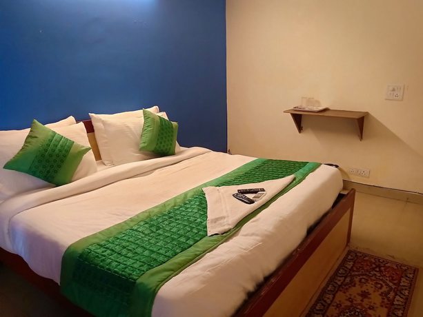 Imagen de la habitación del Hotel Mohan Noida. Foto 5