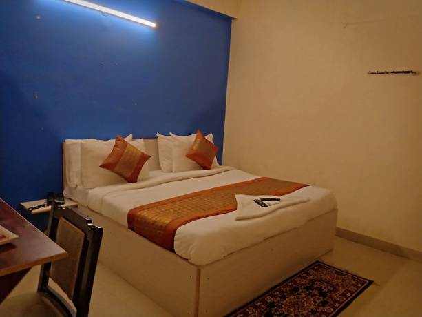 Imagen de la habitación del Hotel Mohan Noida. Foto 7