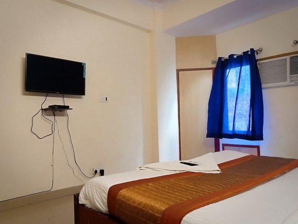 Imagen de la habitación del Hotel Mohan Noida. Foto 10