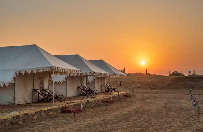 Imagen de los interiores del Hotel Mohin Desert Safari Camp. Foto 15