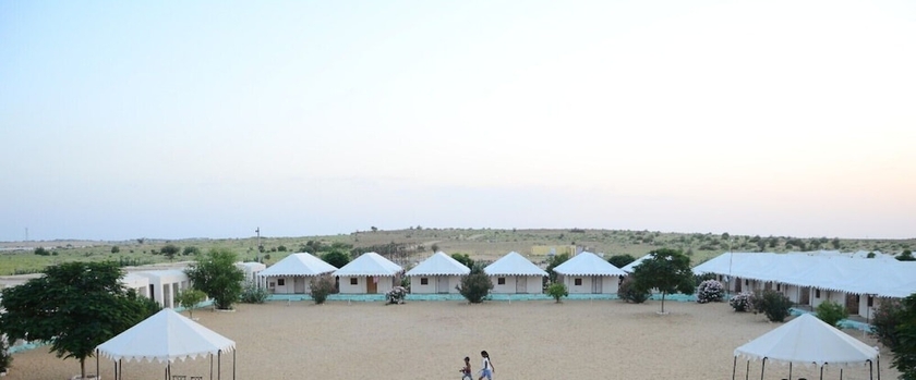 Imagen de la habitación del Hotel Mohin Desert Safari Camp. Foto 9